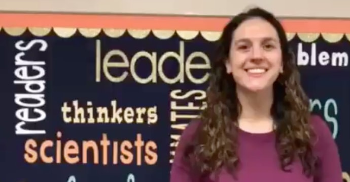 Amanda Moore, Enseignante de 4e année